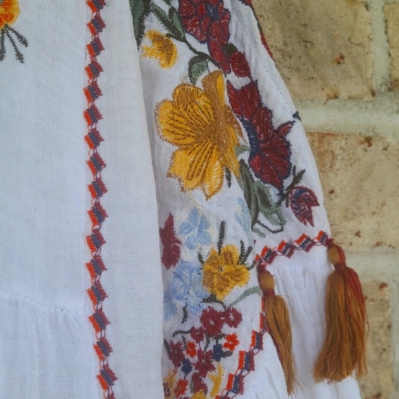 Embroidered Boho Blouse - Picture 3 of 8